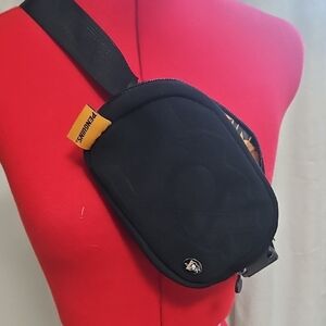 Original Penguin Black Belt Bag with Gold Accent